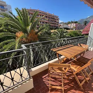 t2-proche-mer-et-ville-refait-neuf.fr-provencehotel.com/